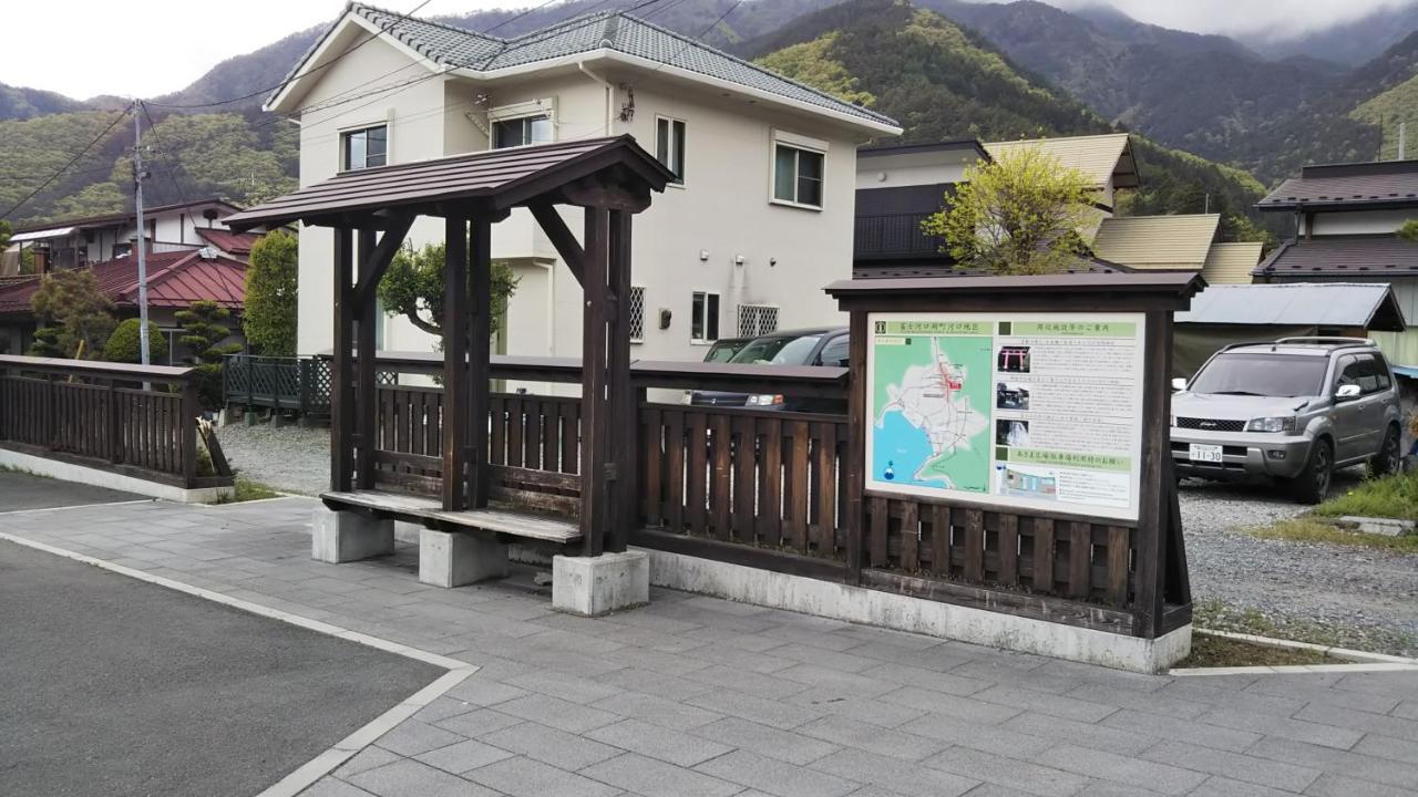 Maison d'hôtes Umeya Annex à Fujikawaguchiko Extérieur photo